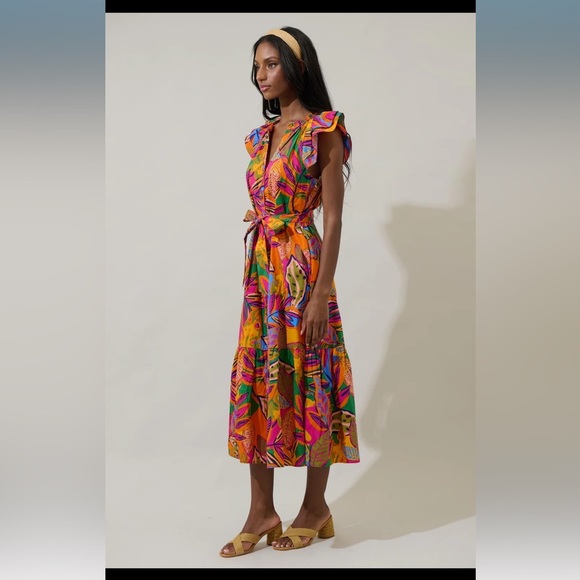 SugarLips Milana Floral Dynamite Button Midi Dress - Picture 3 of 7